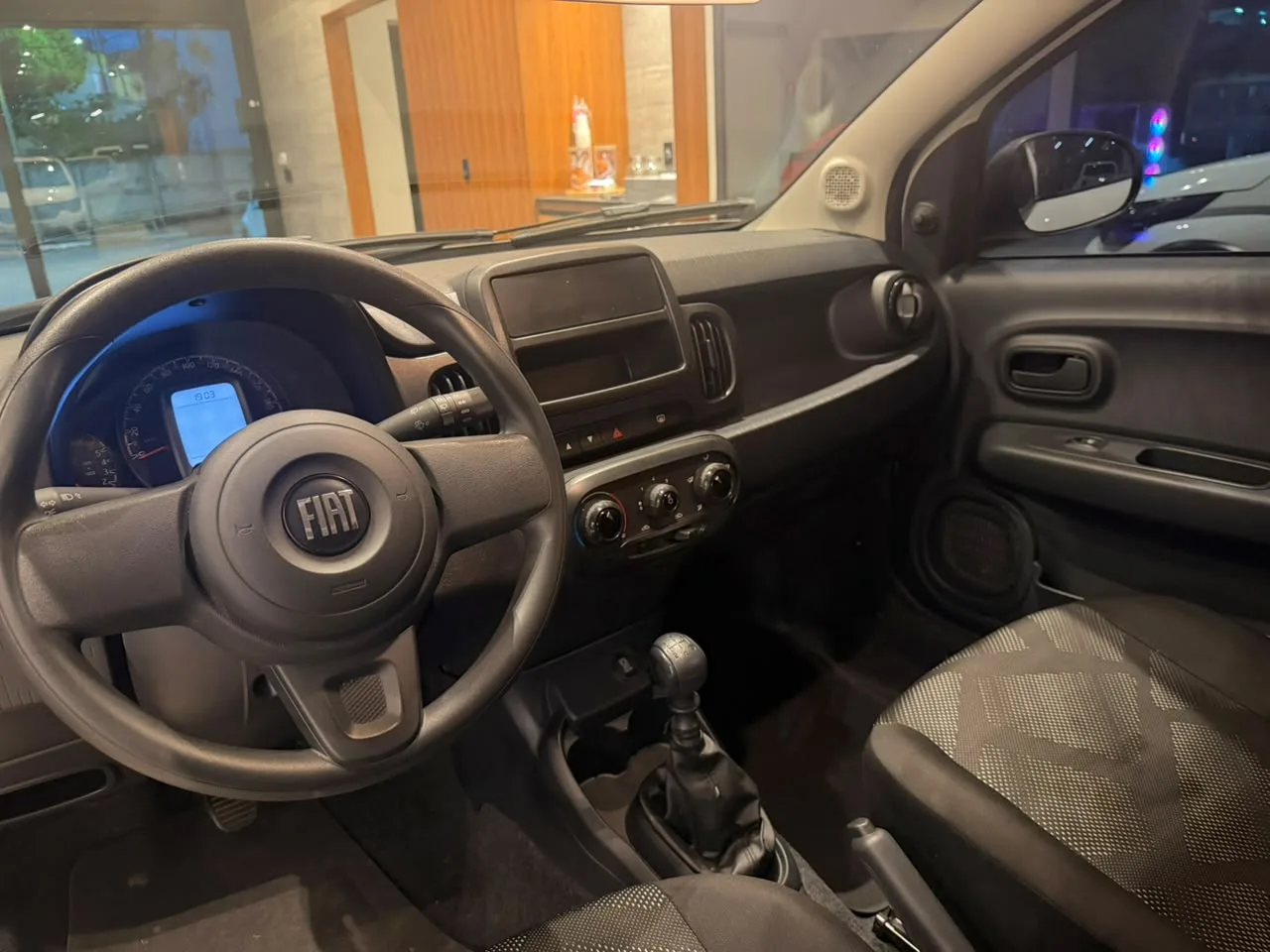 Fiat Mobi Lite — foto 6 de 6