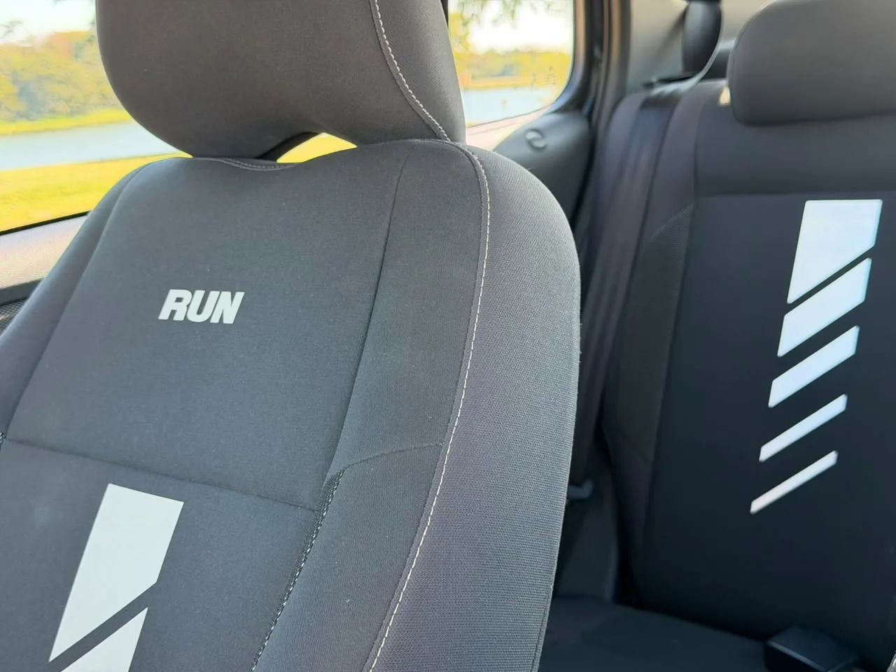 Volkswagen FOX RUN — foto 8 de 8