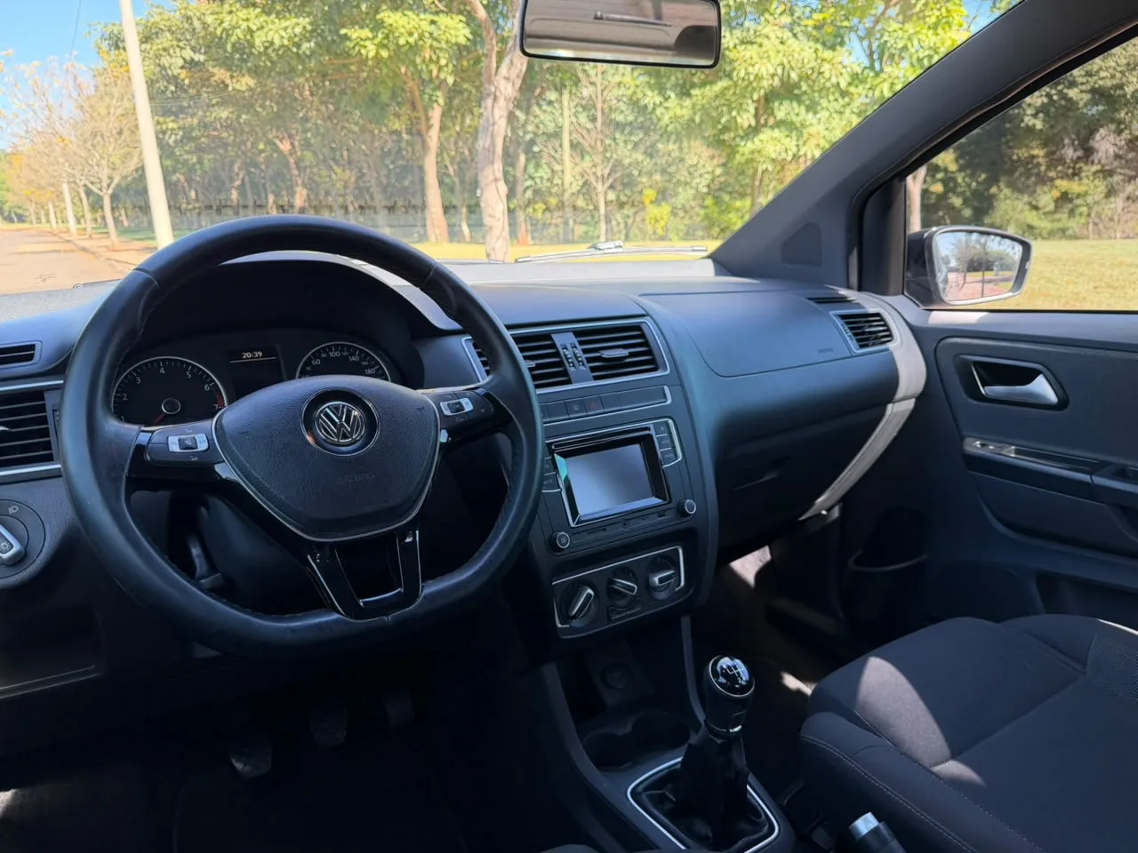 Volkswagen FOX RUN — foto 7 de 8