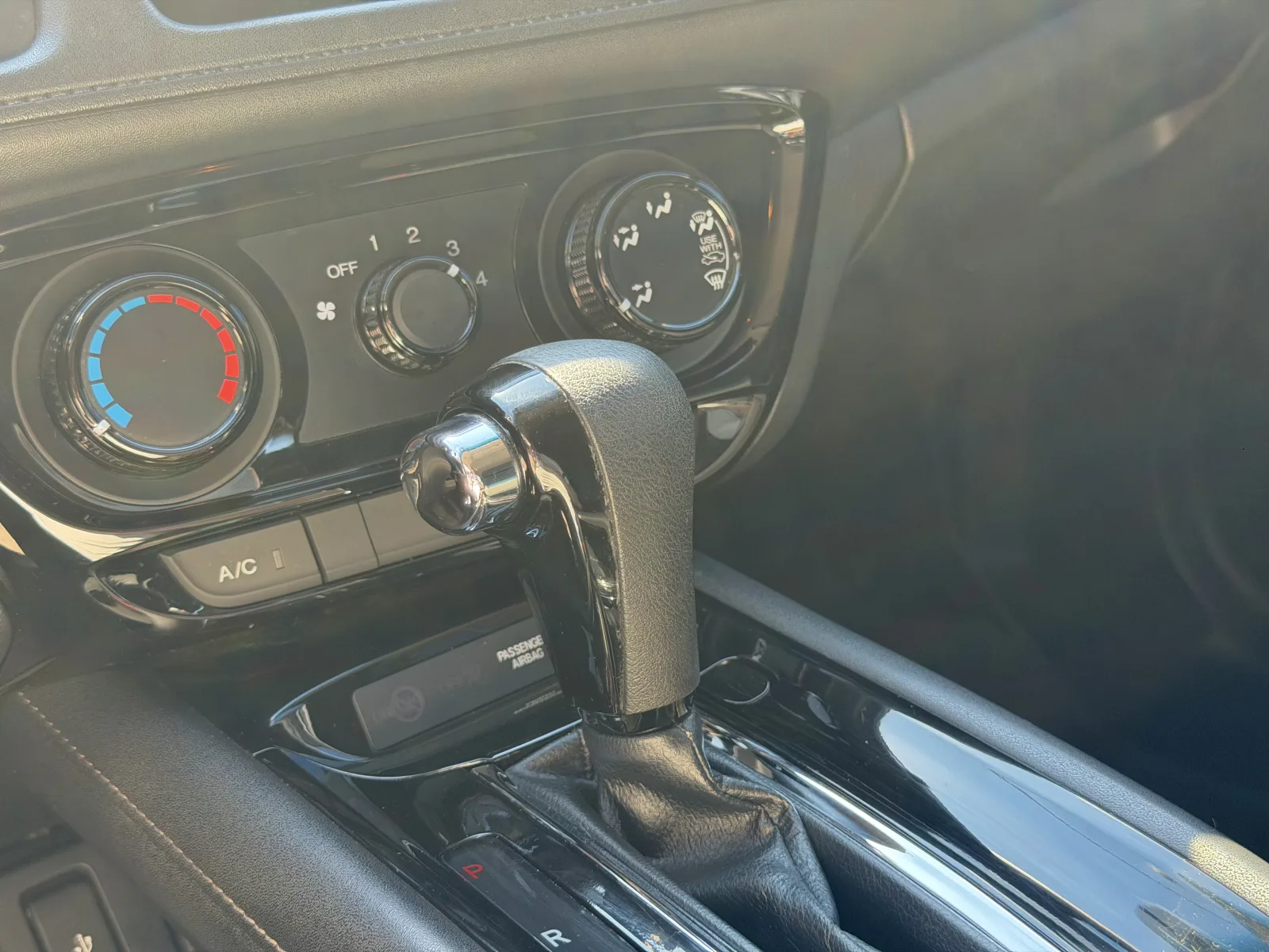 Honda HR-V LX — foto 8 de 9